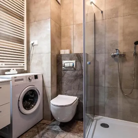 Apartamento Golden Solidarnosci 60b 11