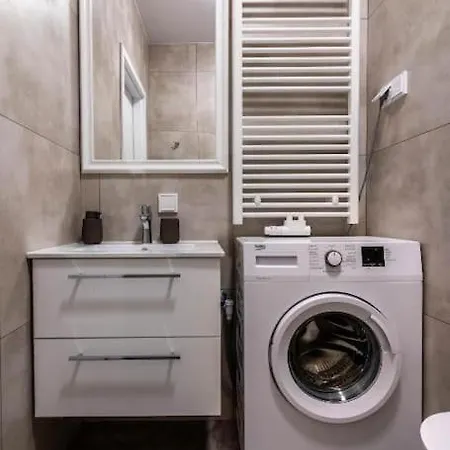 Apartamento Golden Solidarnosci 60b 11 *